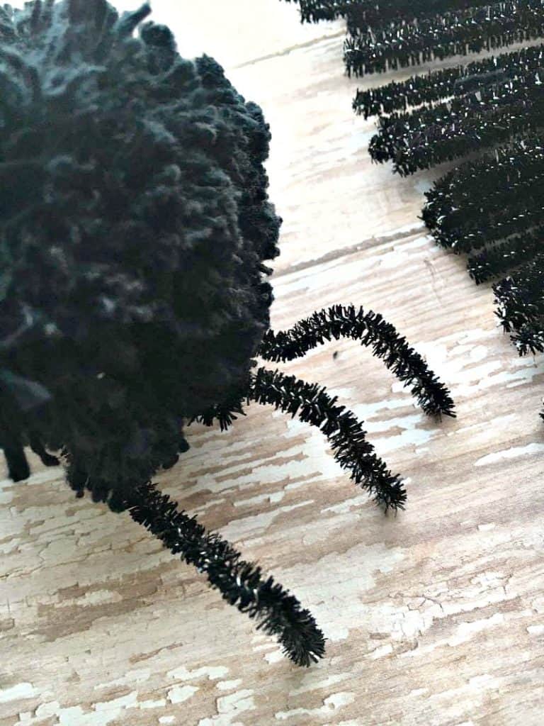 DIY Pom Pom Halloween Decorations