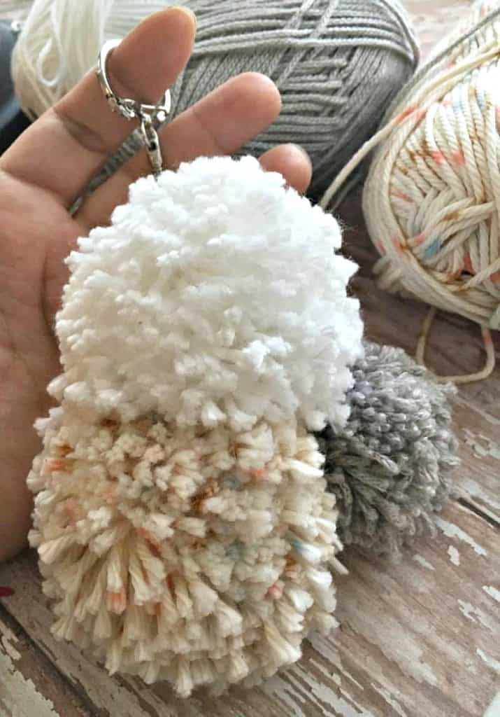 Simple DIY Pom Pom Keychain