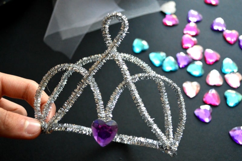 DIY Pipe Cleaner Tiara