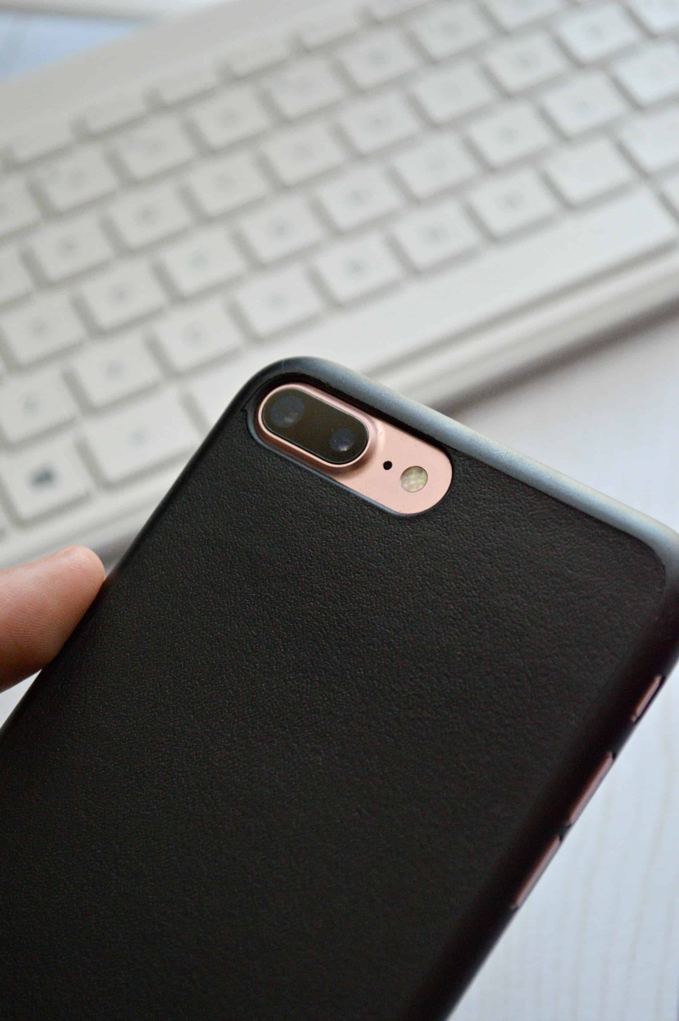 Review: The World’s Thinnest Leather Case