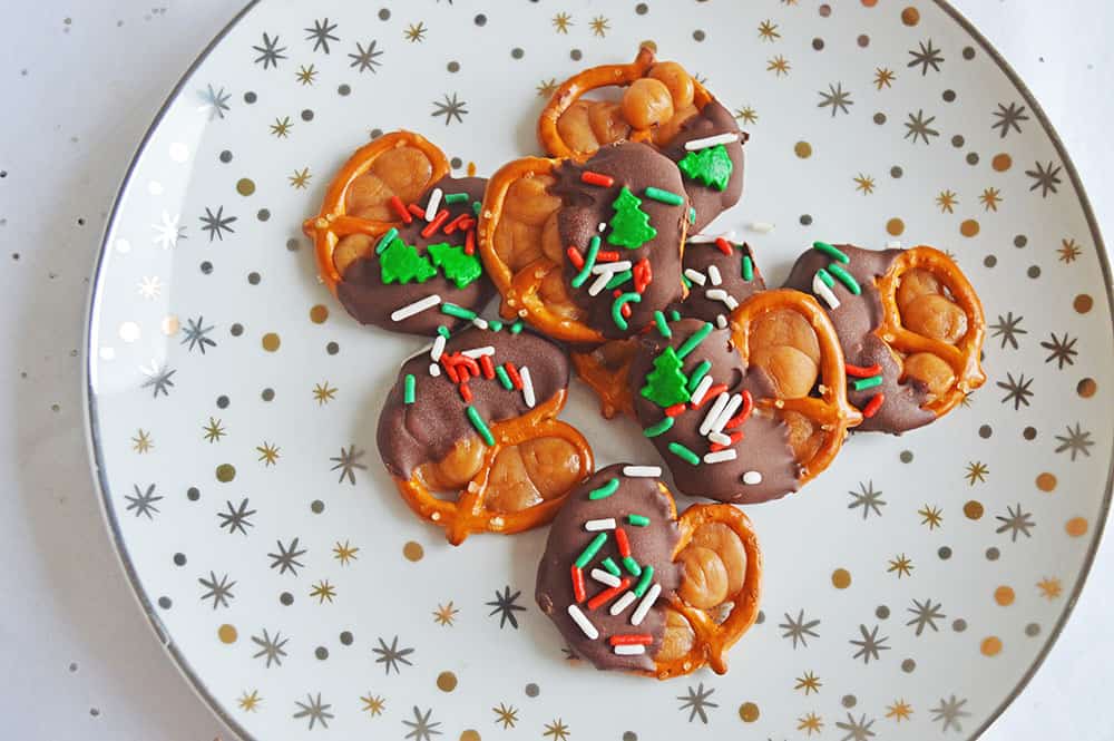 Christmas Caramel Pretzels