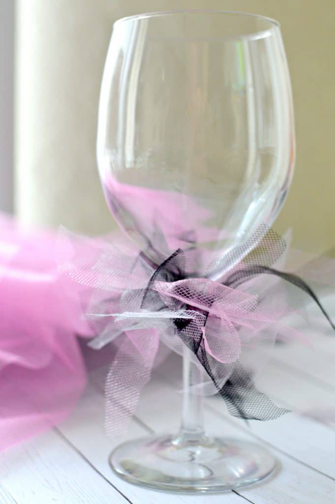 DIY Wine Glass Tutu Place Card Holders