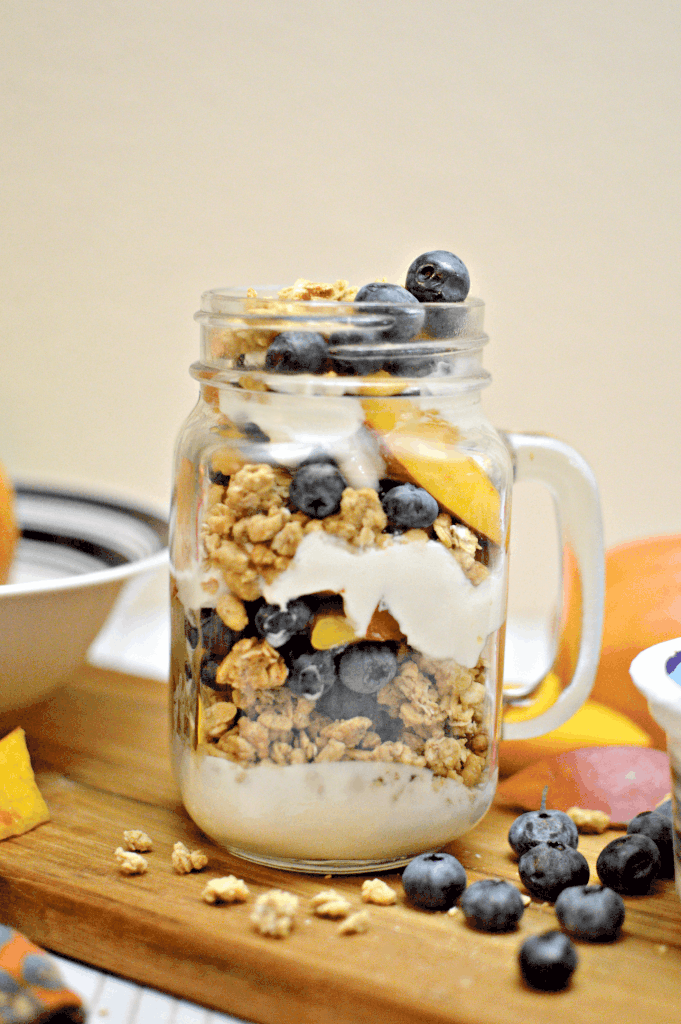 Easy Blueberry Peach Parfait