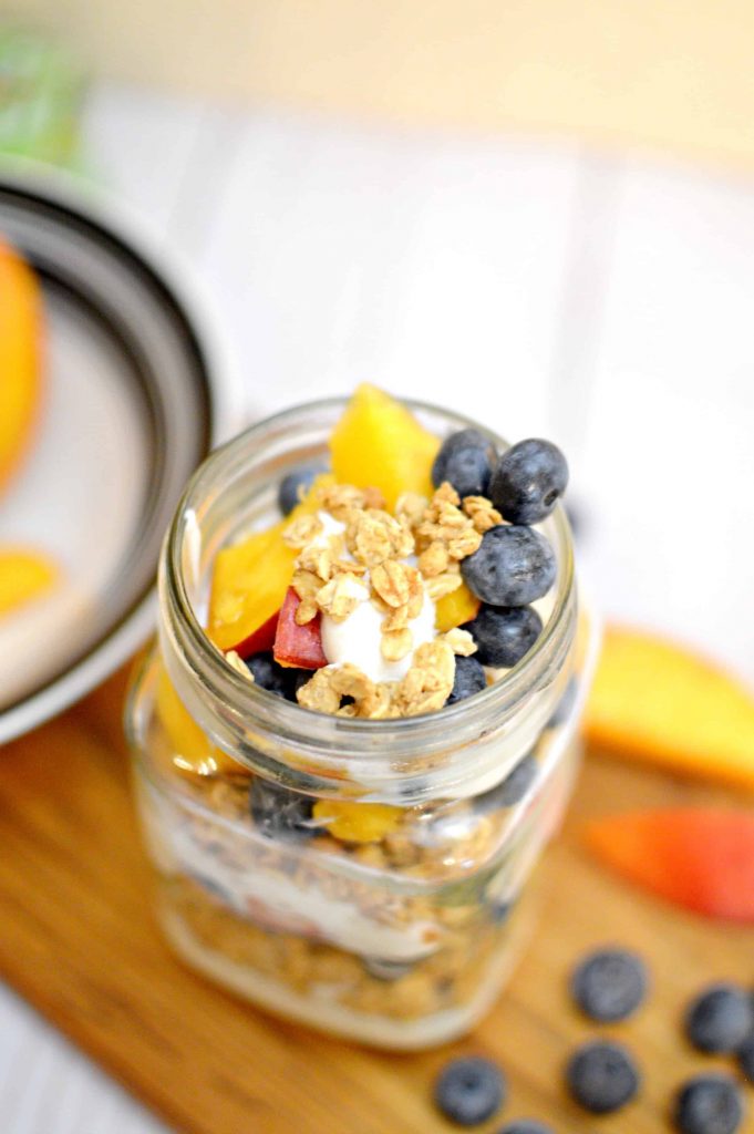 Easy Blueberry Peach Parfait