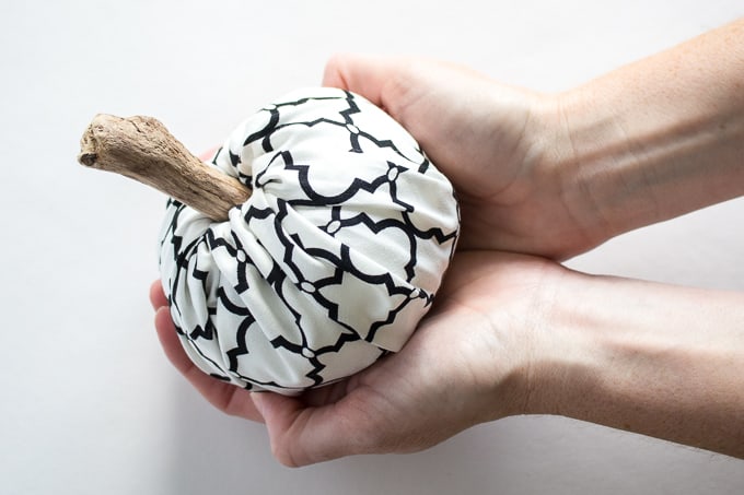 DIY No-Sew Fabric Pumpkins