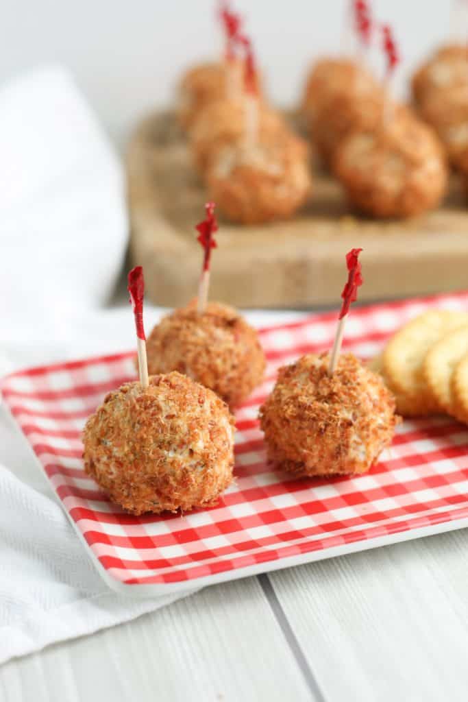 Bacon Cheeseball Bites