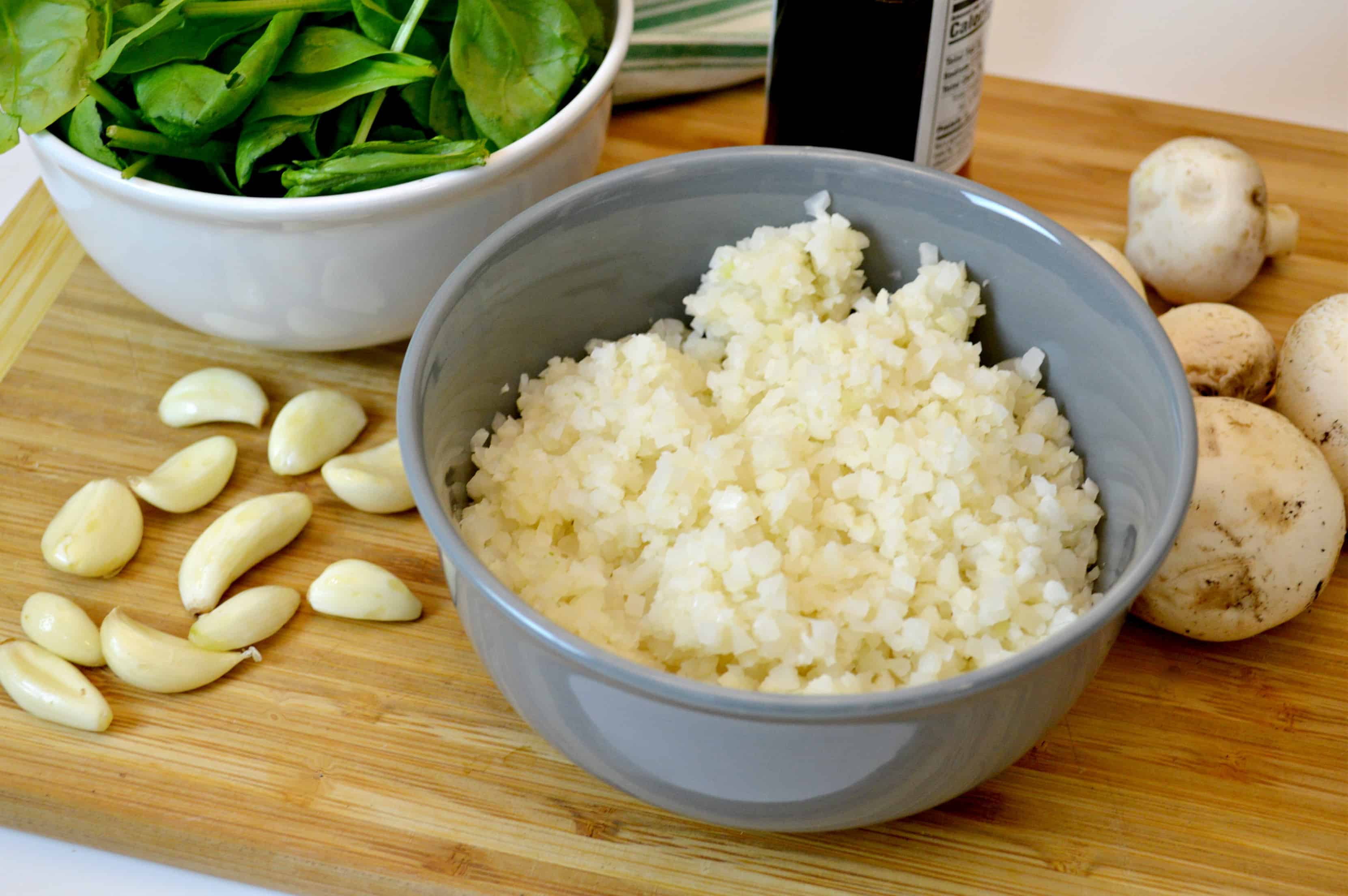 Low Carb Mushroom & Spinach Cauliflower Rice