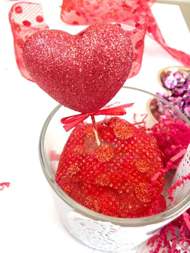 DIY Valentine's Day Candy Dish