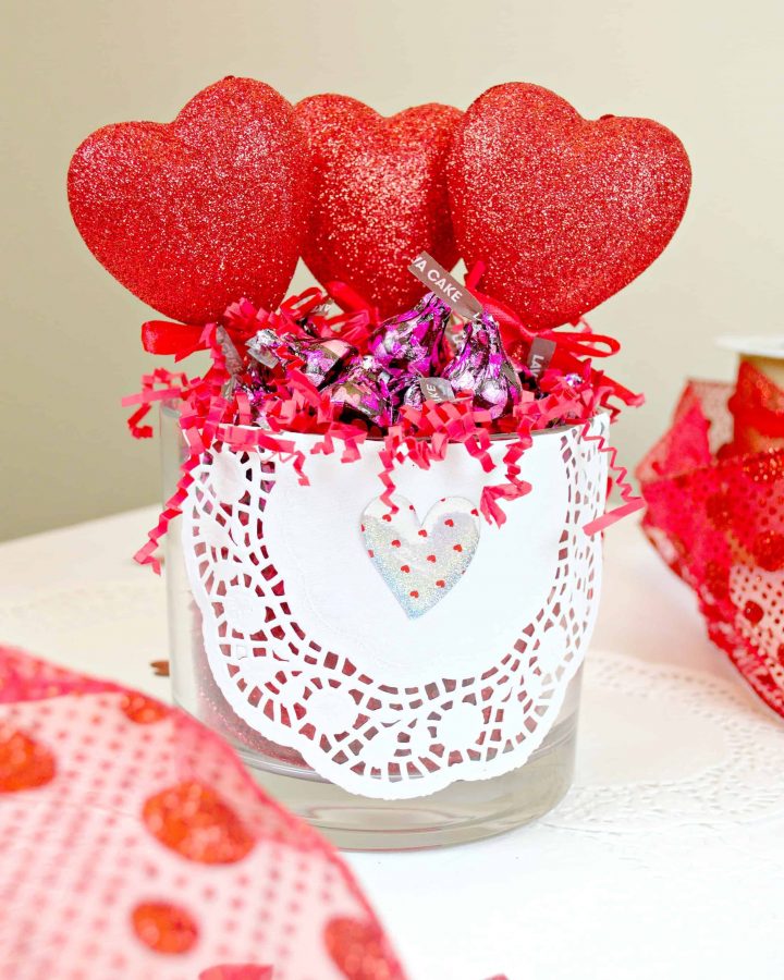 DIY Valentine's Day Candy Dish