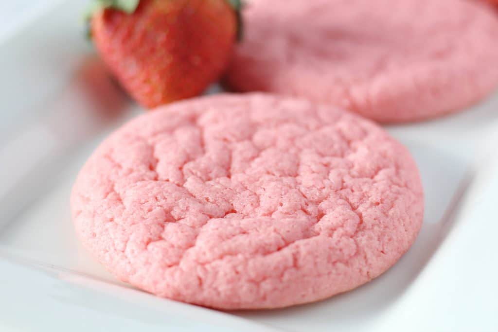 Three Ingredient Strawberry Cookies