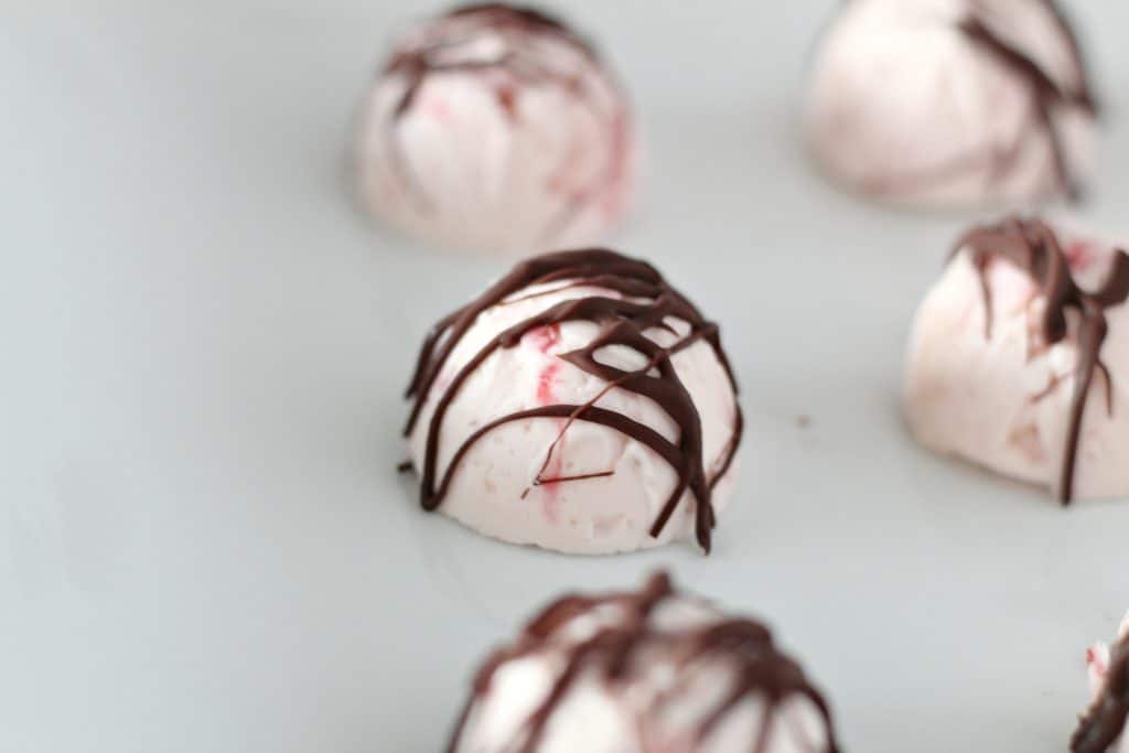 Keto Strawberry Cheesecake Fat Bombs