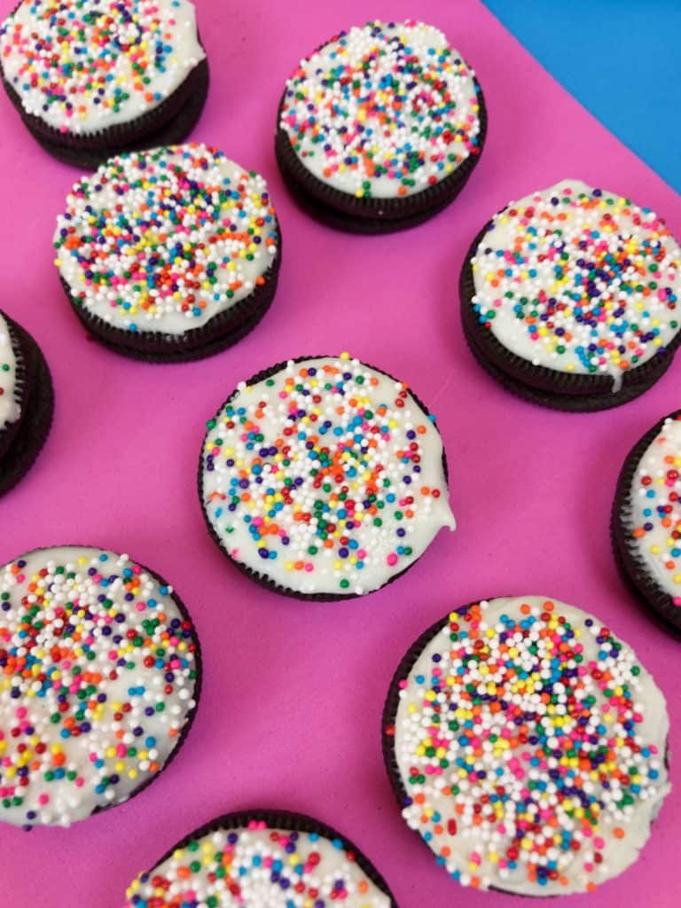 Chocolate Dipped Oreo Cookies