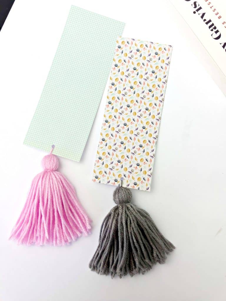 Easy DIY Tassle Bookmark