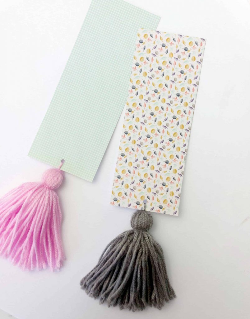 DIY TASSEL BOOKMARKS