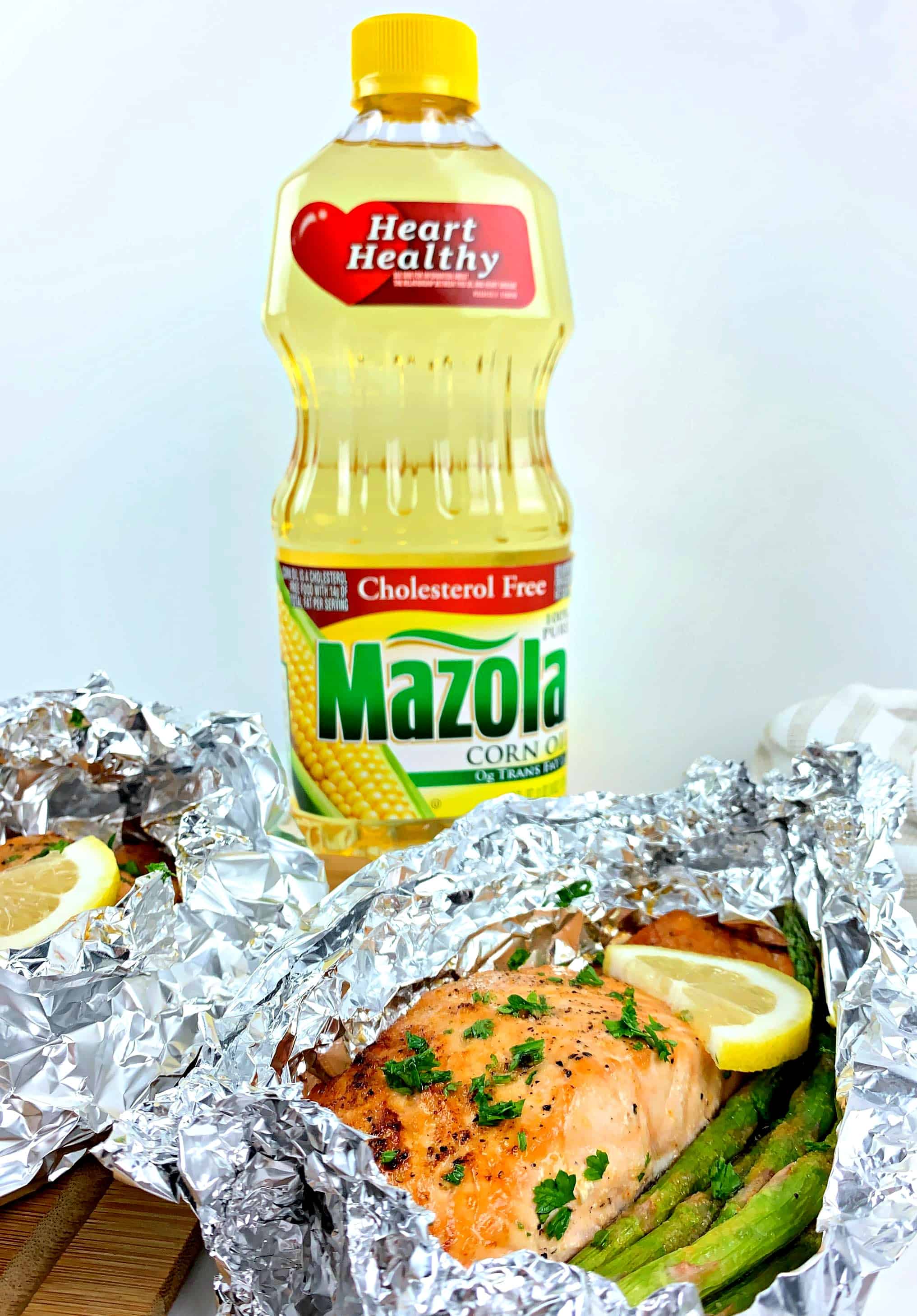 Salmon & Asparagus Foil Packs - Stylish Cravings
