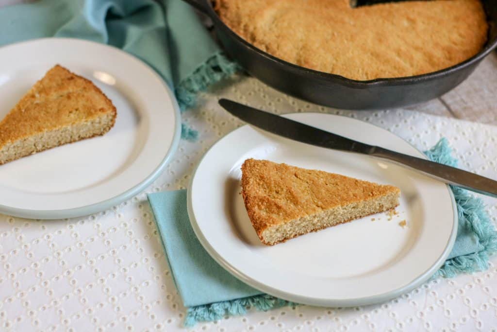 Easy Skillet Keto Cornbread