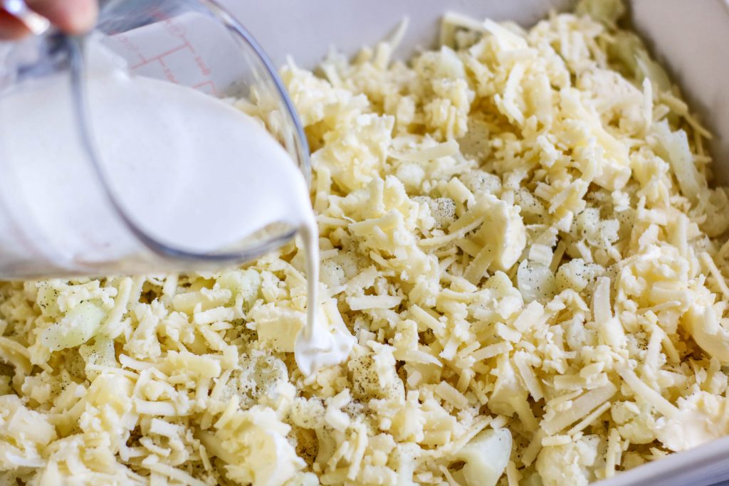 Low Carb Cauliflower Mac and Cheese