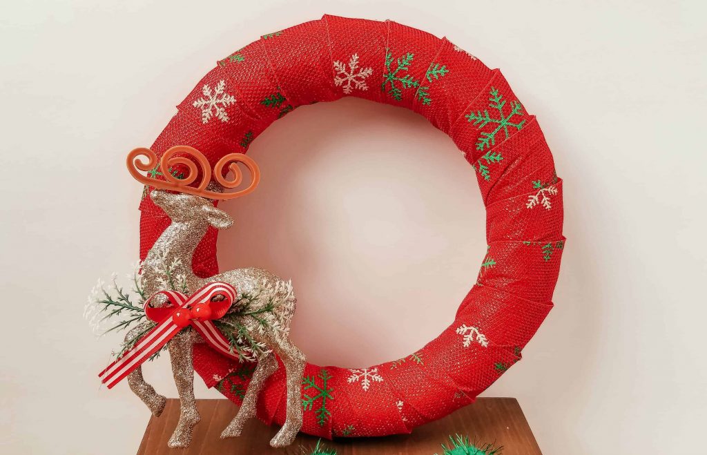 DIY Glitter Foam Wreath Christmas Ornament