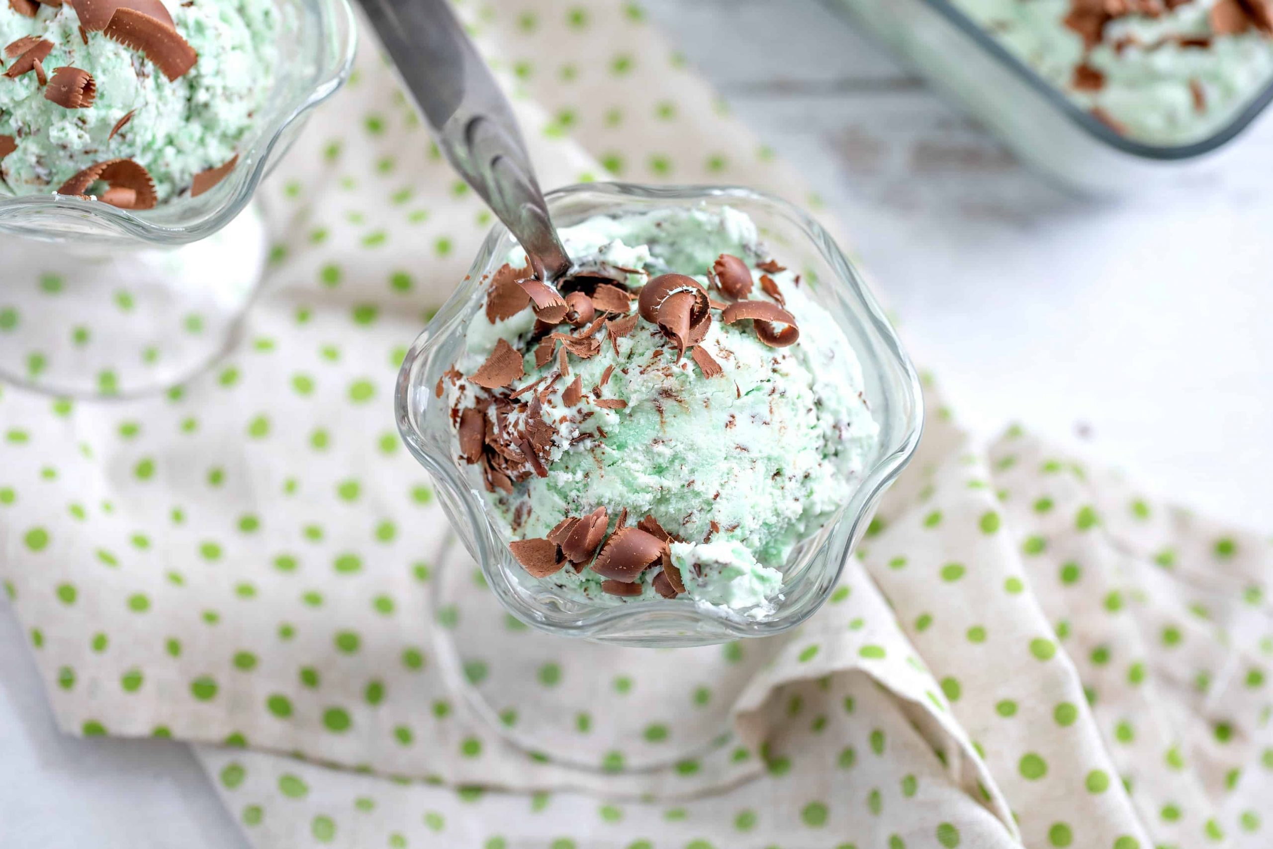 Keto Mint Chocolate Chip Ice Cream - Easy No Churn Keto Recipe