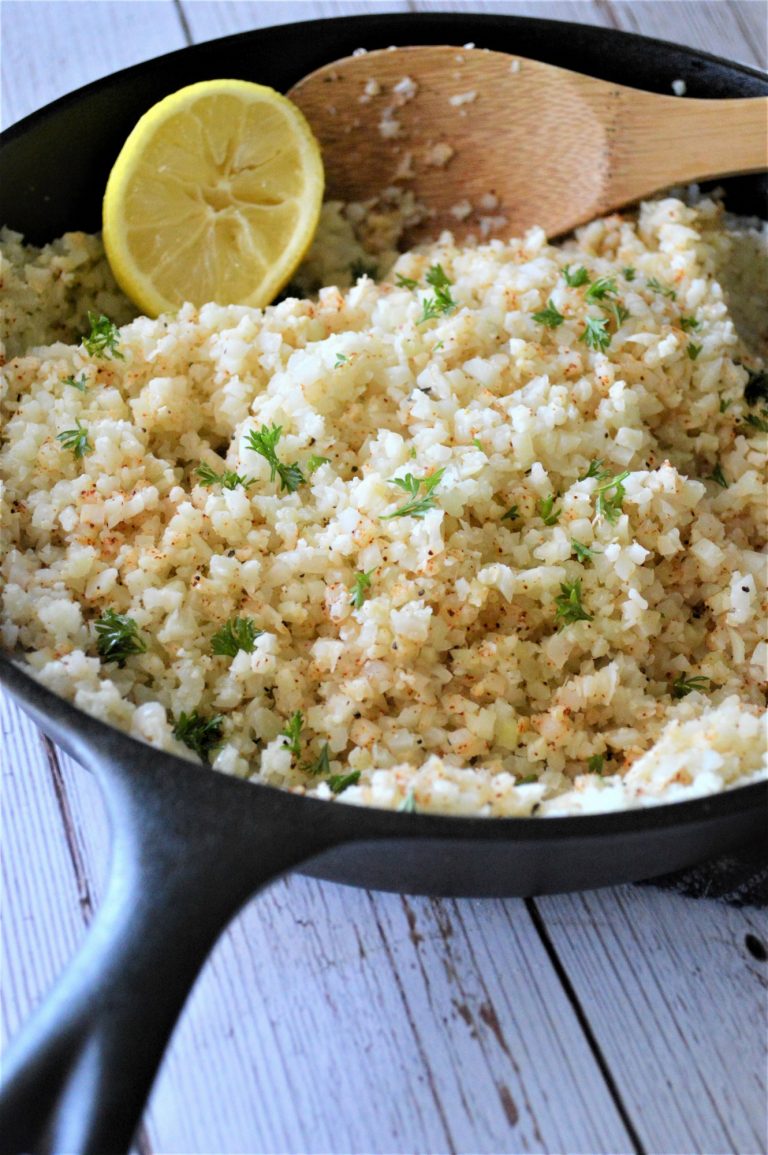 Garlic Butter Cauliflower Rice - Quick Keto Side Dish