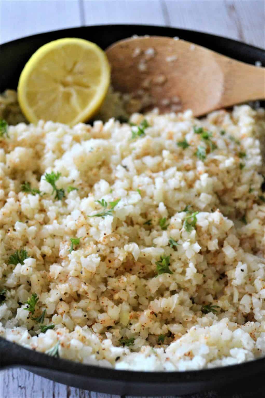 Garlic Butter Cauliflower Rice - Quick Keto Side Dish