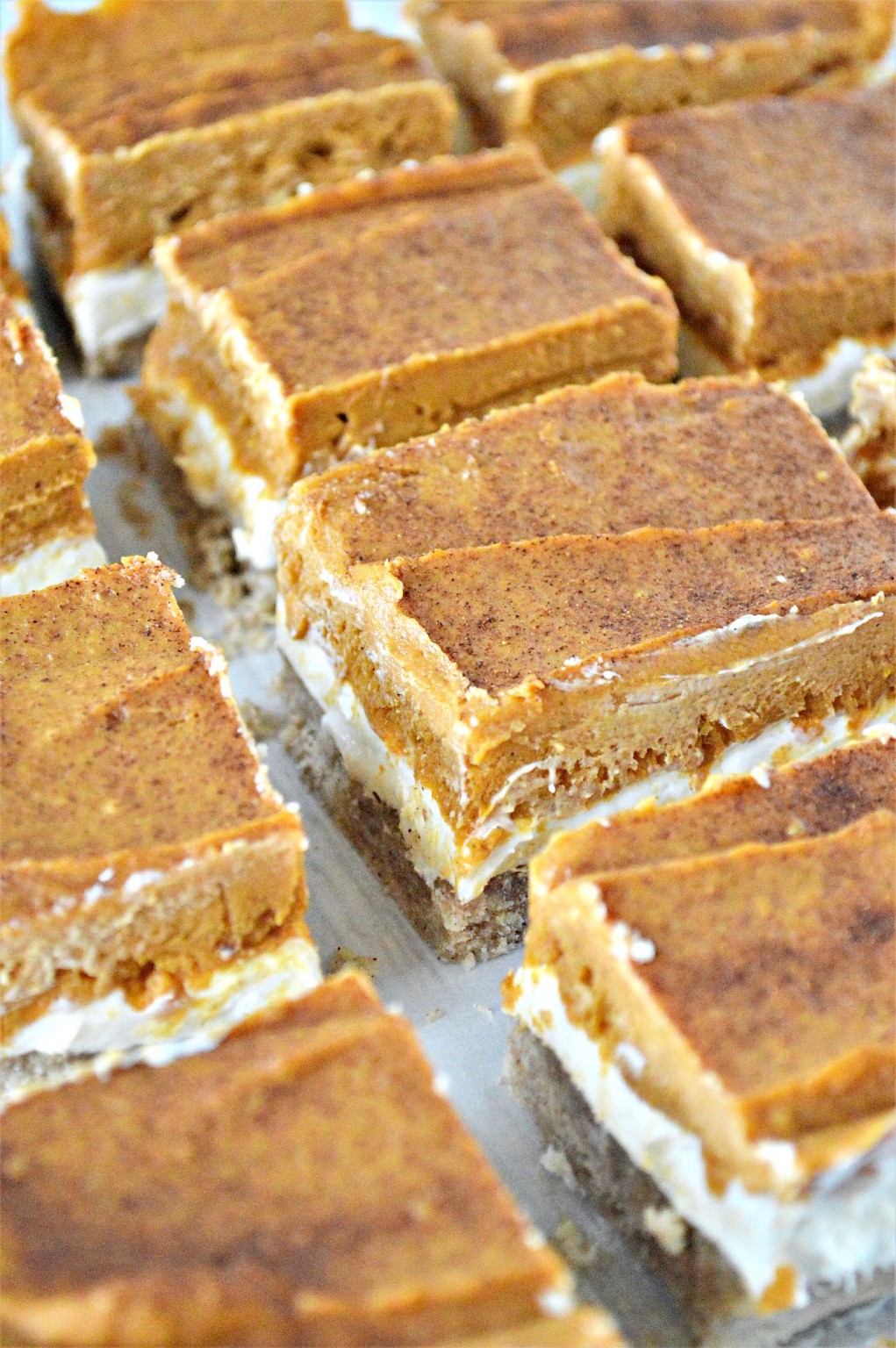 Keto Pumpkin Cheesecake Bars Recipe - Stylish Cravings