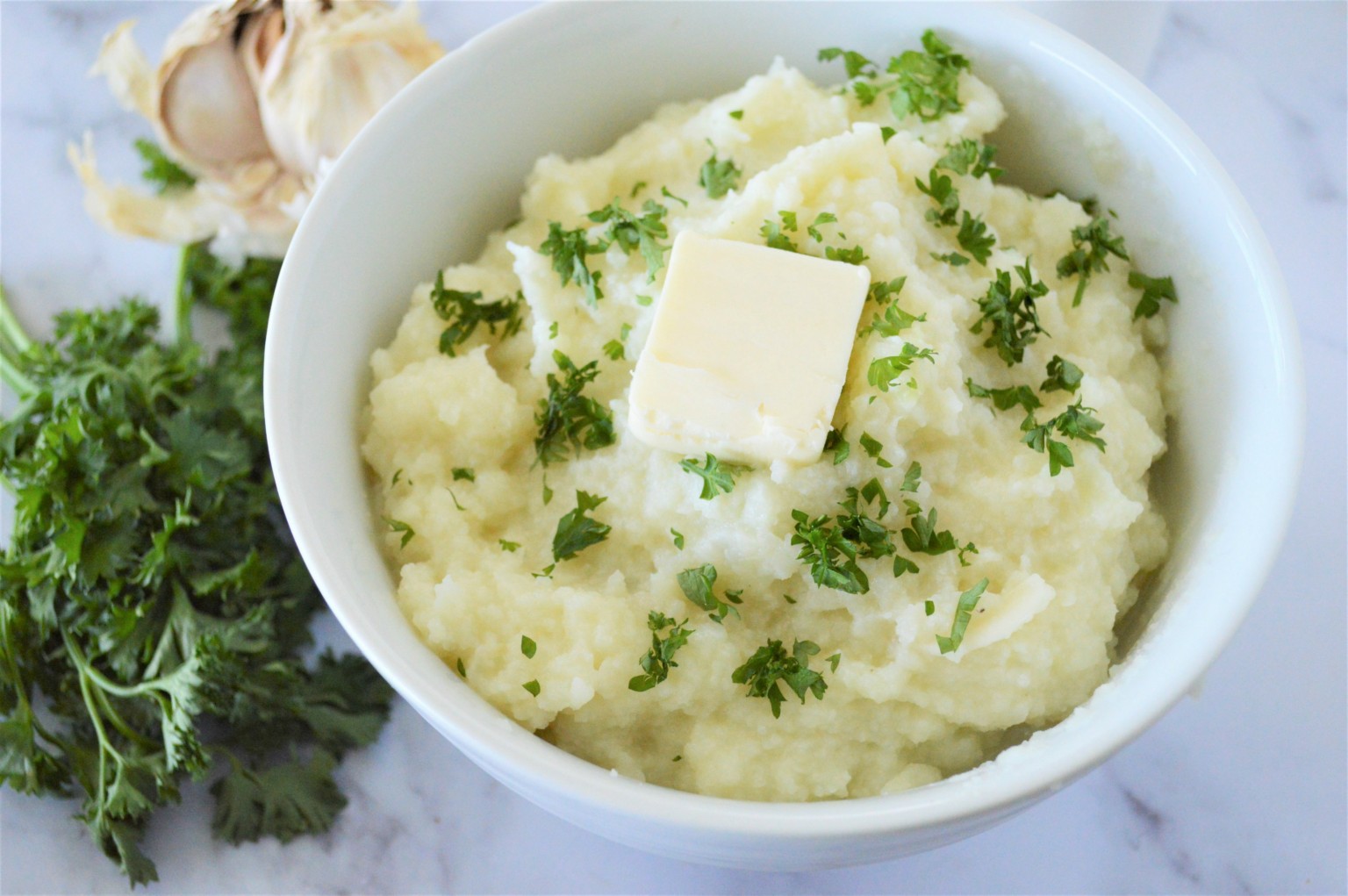 Keto Garlic Cauliflower Mash Recipe Easy Low Carb Side Dish