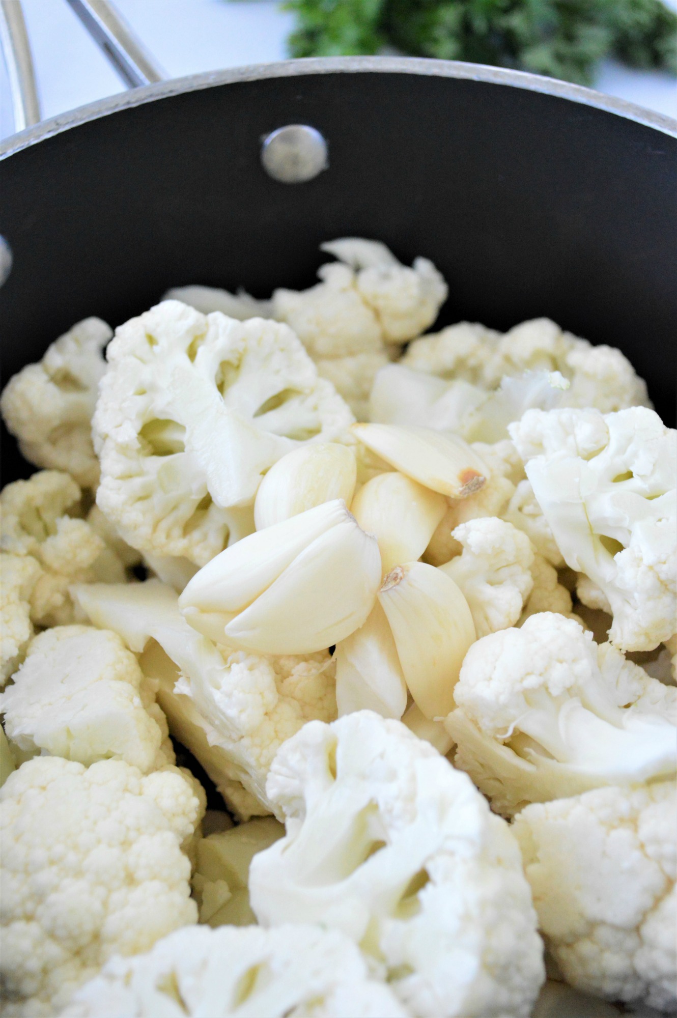 Keto Garlic Cauliflower Mash Recipe Easy Low Carb Side Dish