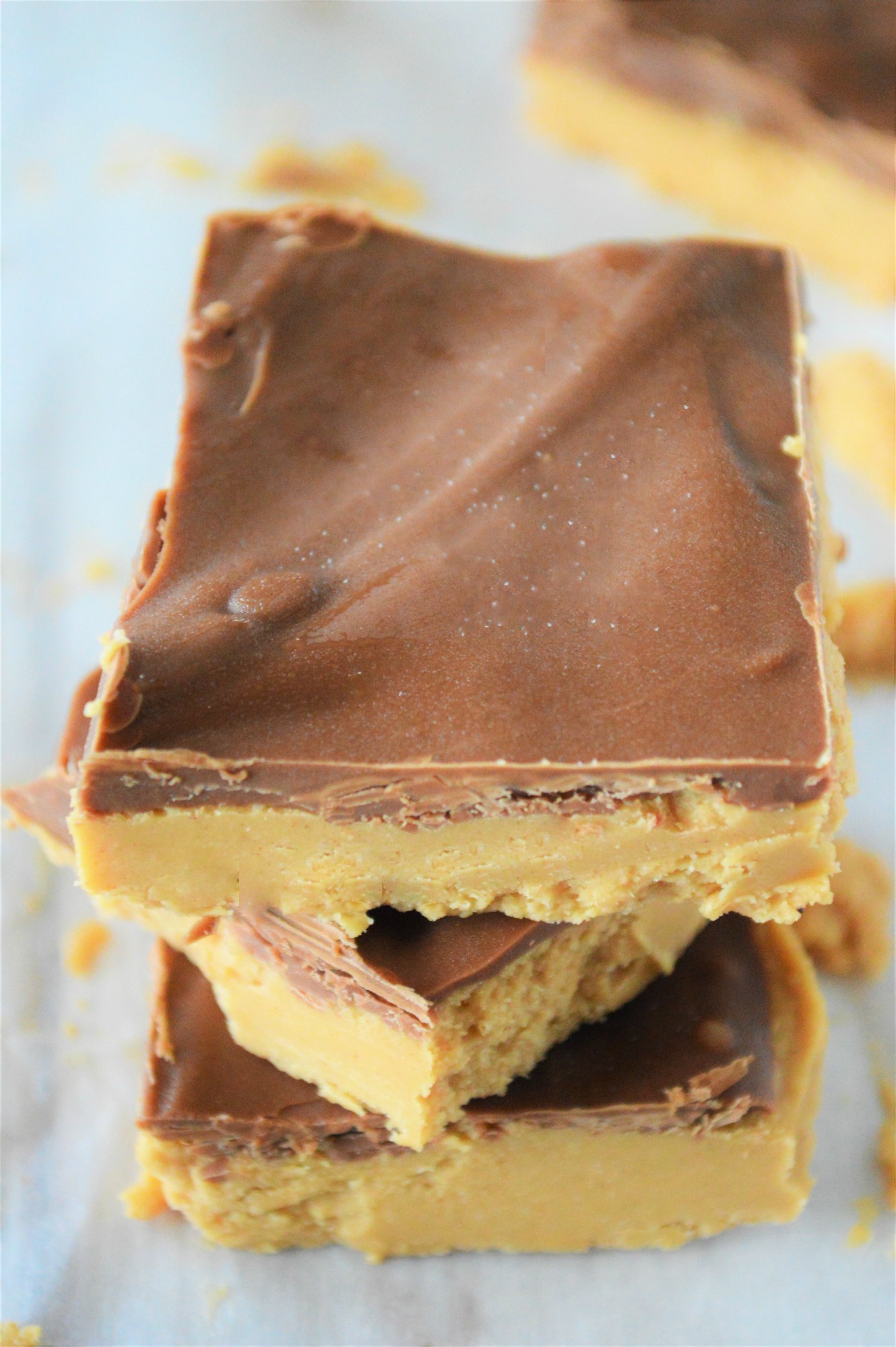 No Bake Keto Chocolate Peanut Butter Bars - Low Carb Snack