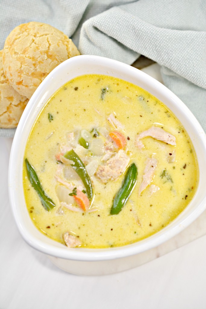 Keto Chicken Pot Pie Soup