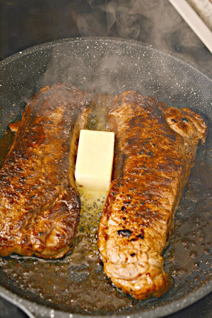 Keto Garlic Butter Steak With Zucchini
