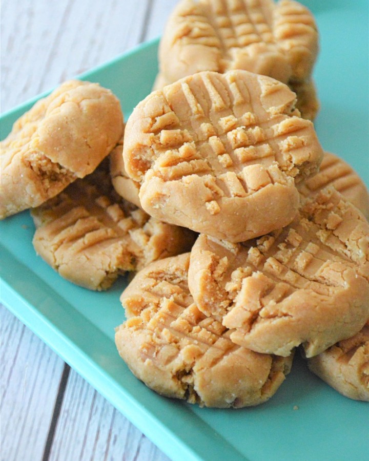 Coconut Flour Peanut Butter Cookies - No-Bake Recipe