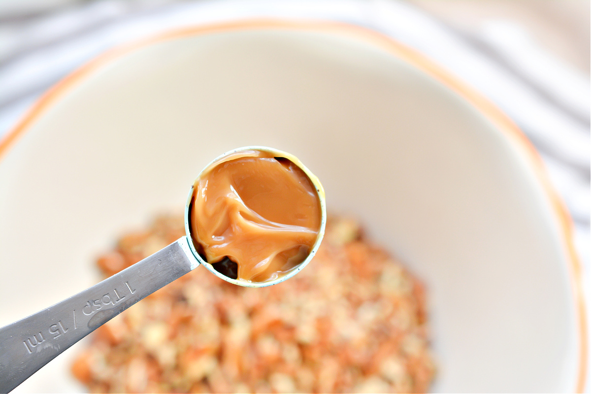 Keto Peanut Butter Caramel Cookies - Easy No-Bake Recipe