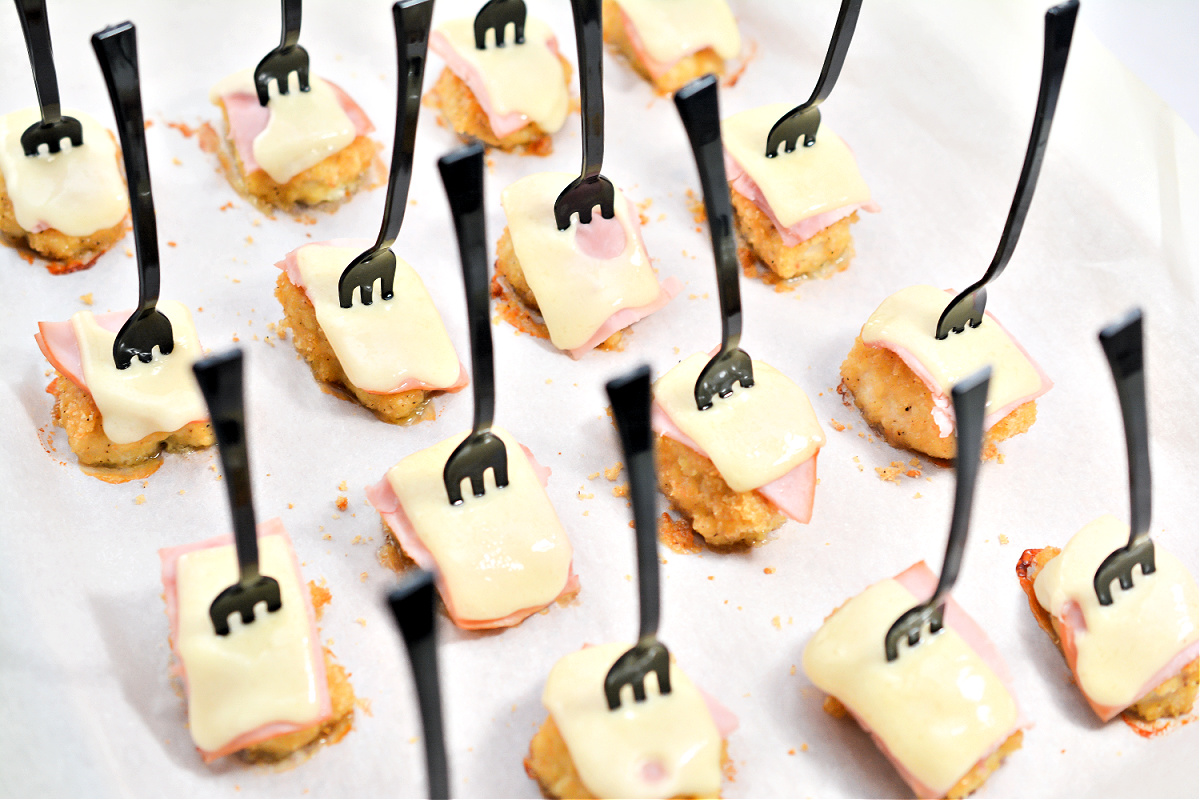 Keto Chicken Cordon Bleu Bites