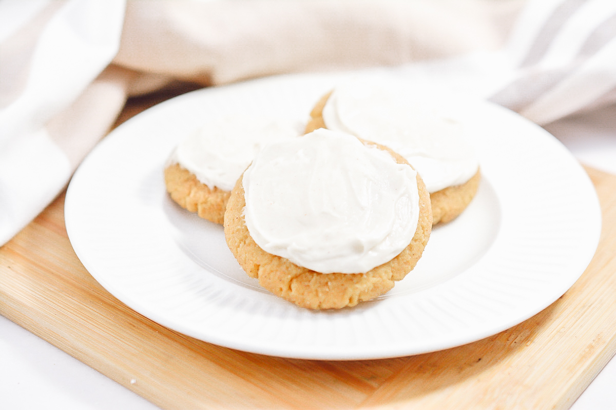 Keto Pumpkin Snickerdoodle Cookie