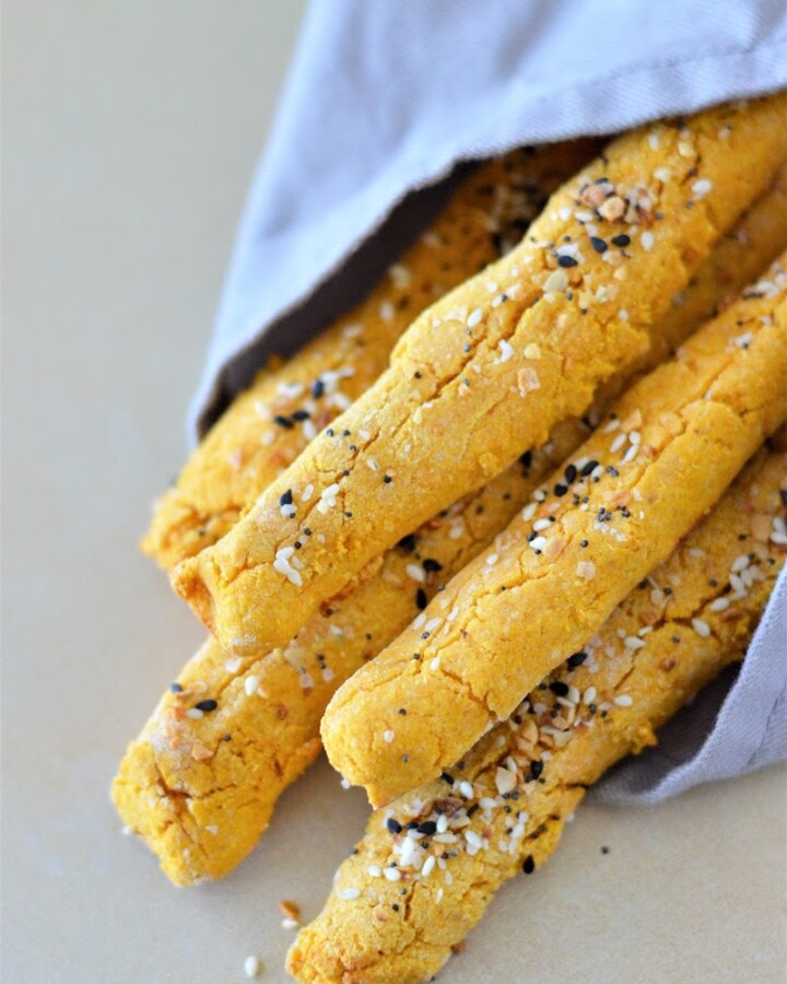 Low Carb Everything Bagel Breadsticks With Pumpkin