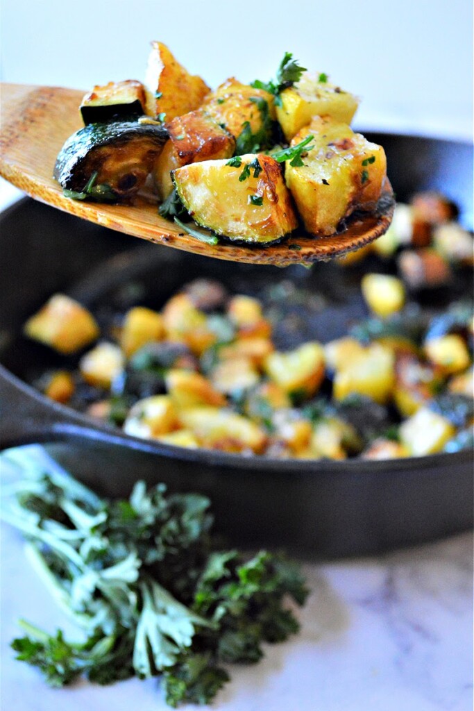 LowCarb Zucchini Recipe With Garlic Butter & Squash