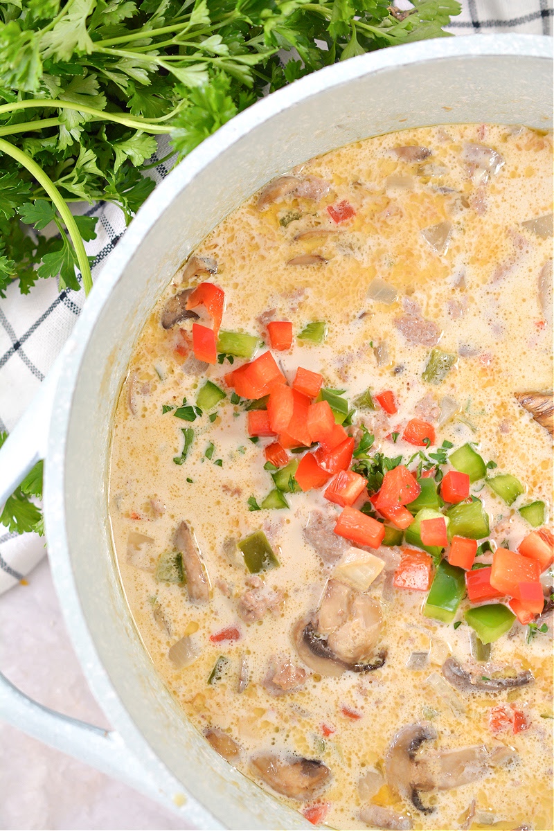 Keto Philly Cheesesteak Soup