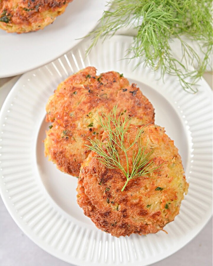 Keto Cheesy Chicken Fritters