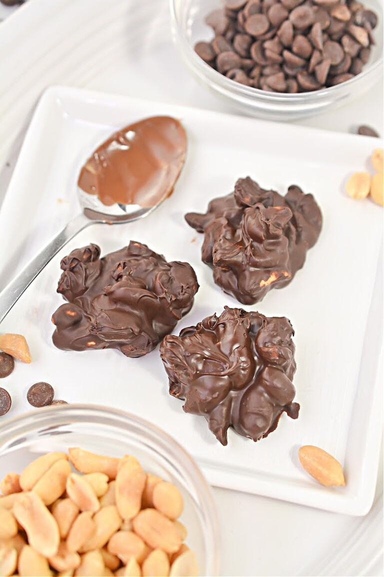 Easy Microwave Keto Peanut Clusters Easy Keto Treat