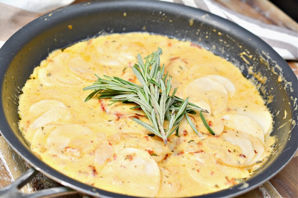 Keto Scalloped Turnips Healthy Side Dish That Tastes Like Potatoes