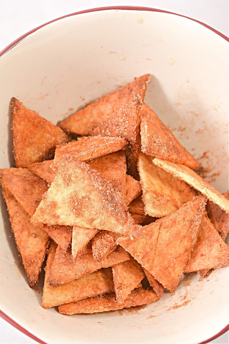 Churro Chips With Cheesecake Dip Easy Low Carb Snack