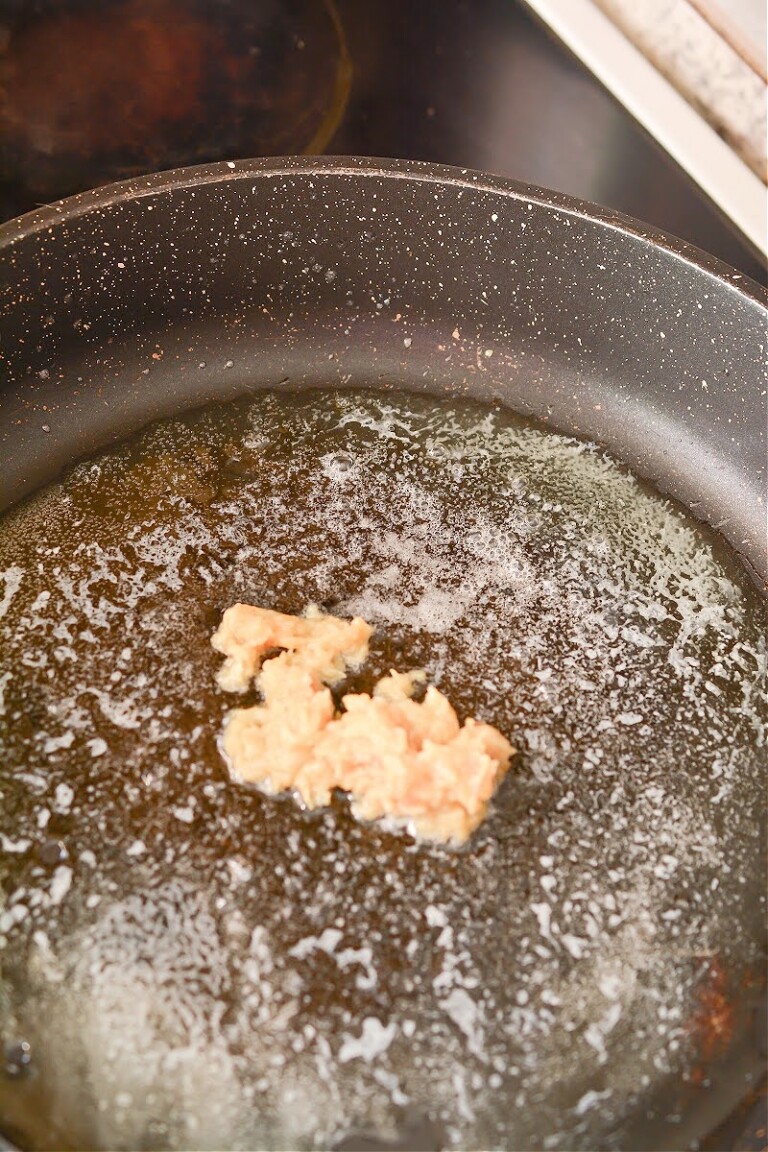 Keto Roasted Garlic Alfredo Sauce With Palmini Noodles