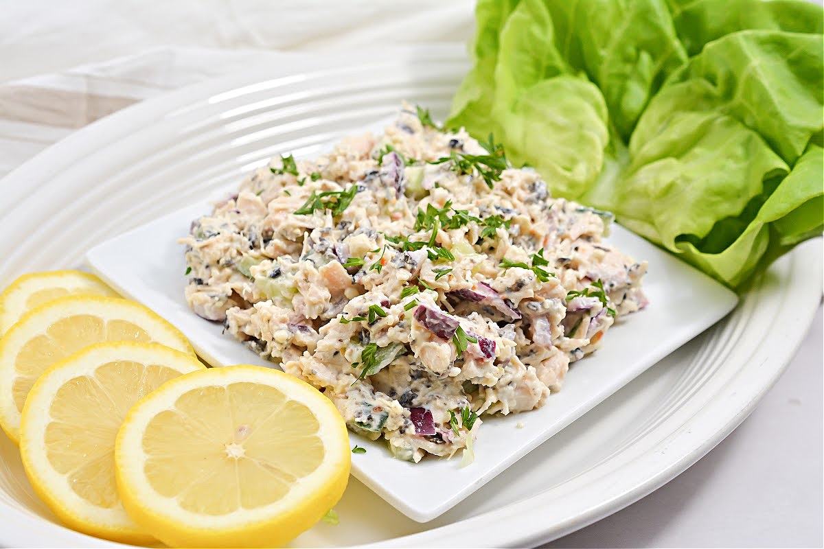 Keto Mediterranean Chicken Salad