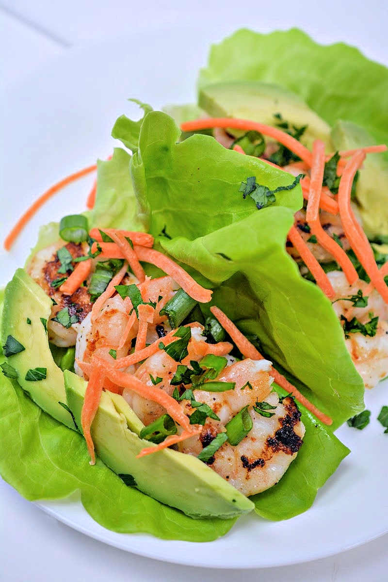 Low-Carb Avocado Shrimp Lettuce Wraps