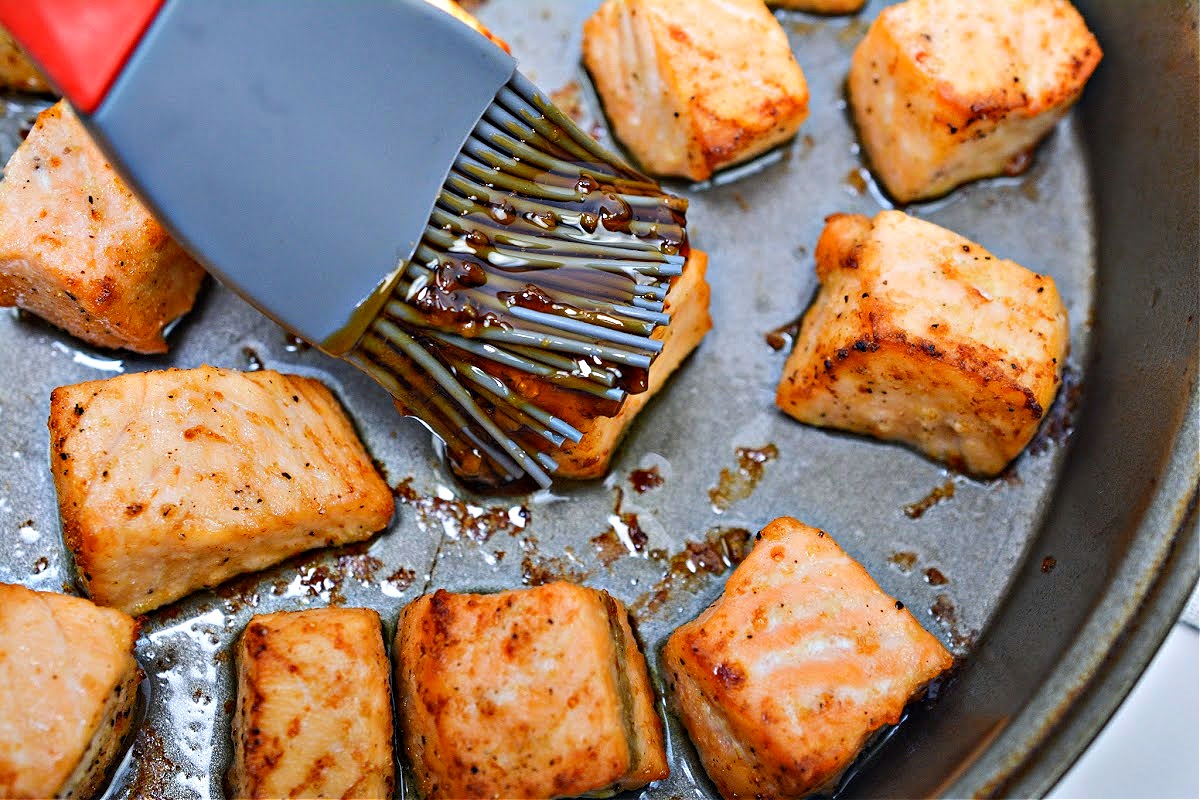 Keto TikTok Air Fryer Salmon Bites With Honey Garlic Sauce