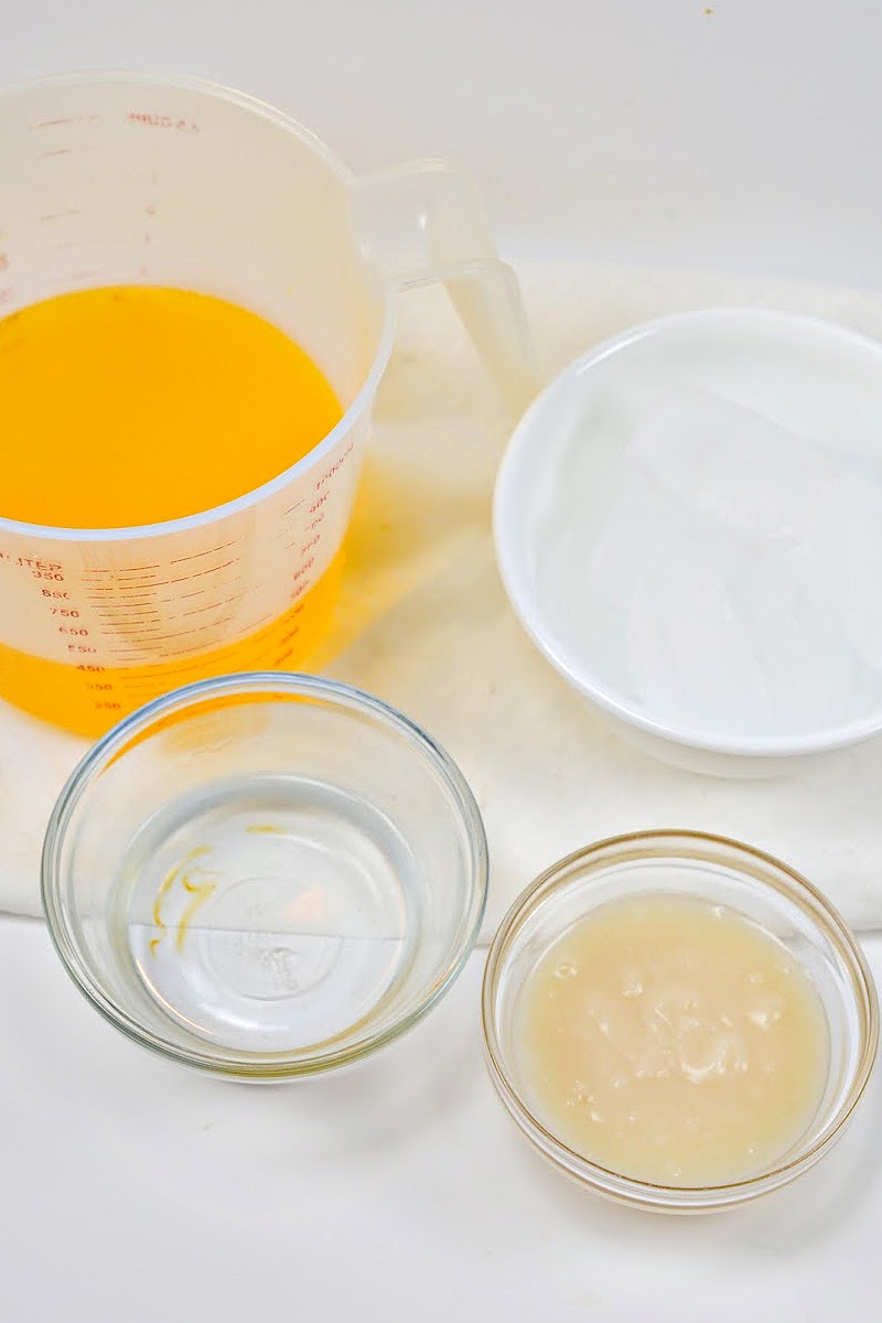 The ingredients for a Keto Pina Colada