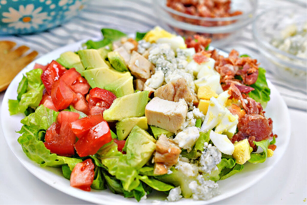 Keto Cheesecake Factory Chopped Salad