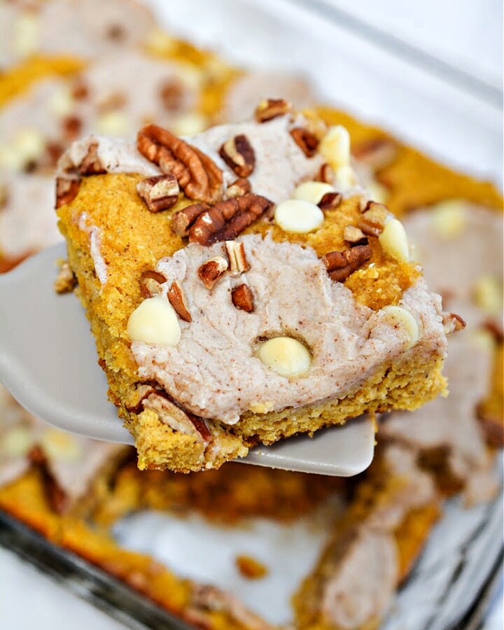 Keto Pumpkin Earthquake Cake