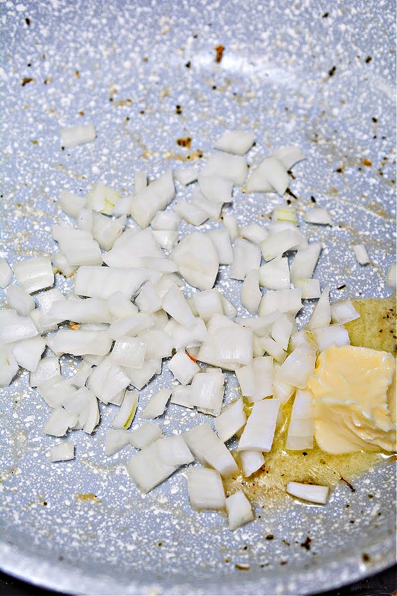 Onion in a skillet
